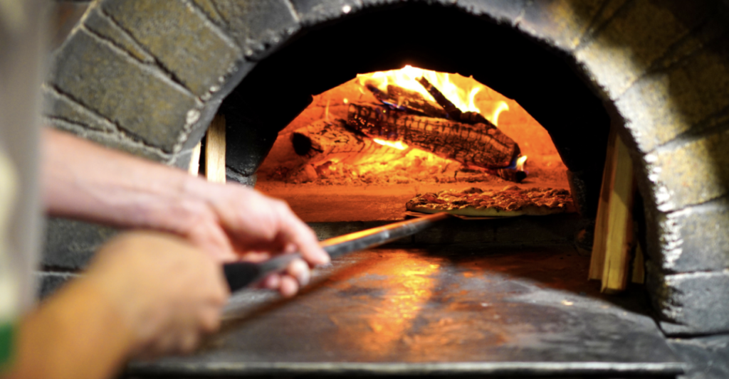 Pizza oven